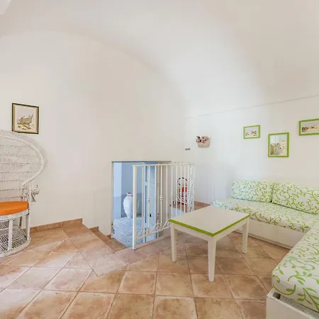 بيت ضيافة Il Palazzo بروسيدا