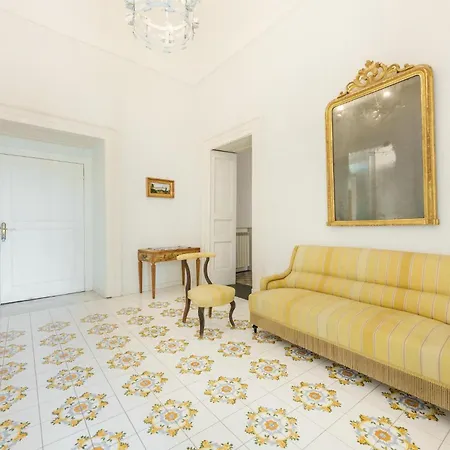 Il Palazzo 4*